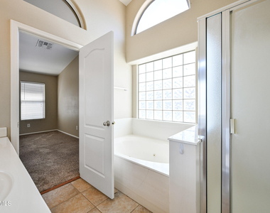 43863 W Cahill Drive - Photo Thumbnail 17