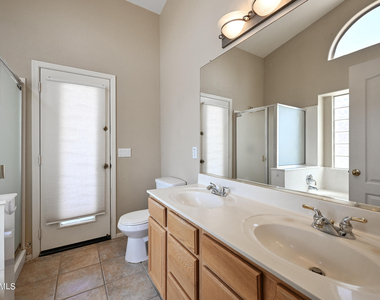 43863 W Cahill Drive - Photo Thumbnail 16