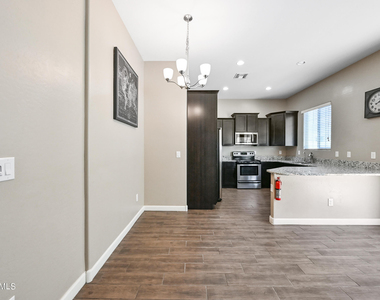 1367 S Country Club Drive - Photo Thumbnail 7