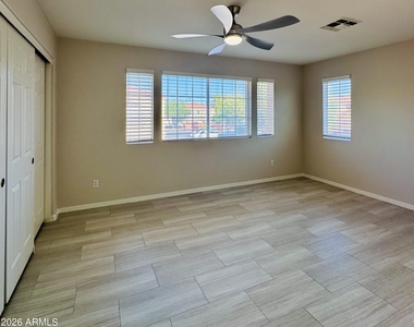 17606 N 17th Place - Photo Thumbnail 19