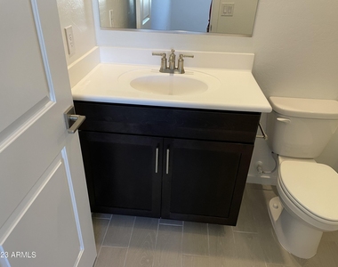 17401 W Red Fox Road - Photo Thumbnail 28