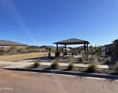 17401 W Red Fox Road - Photo Thumbnail 2