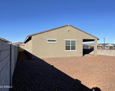 17401 W Red Fox Road - Photo Thumbnail 34