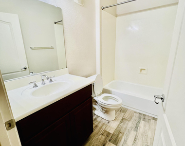705 W Queen Creek Road - Photo Thumbnail 23