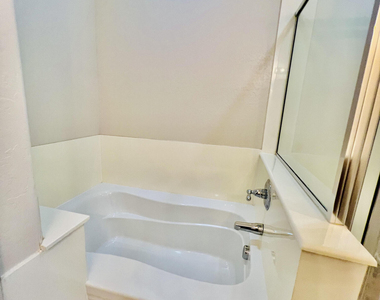 705 W Queen Creek Road - Photo Thumbnail 19