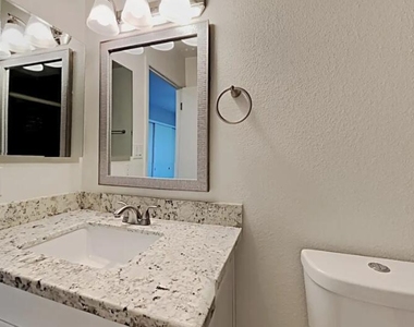 1412 E Hermosa Drive - Photo Thumbnail 13