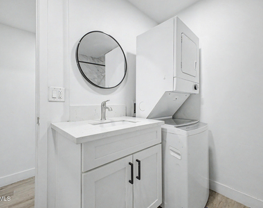830 E Turney Avenue - Photo Thumbnail 25