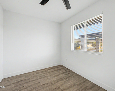 830 E Turney Avenue - Photo Thumbnail 21