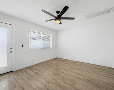 830 E Turney Avenue - Photo Thumbnail 2