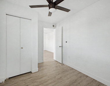 830 E Turney Avenue - Photo Thumbnail 24