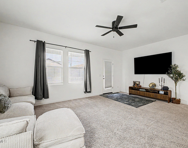 24260 W Pecan Road - Photo Thumbnail 3