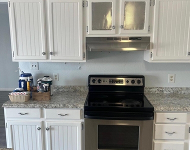 8220 W Monaco Boulevard - Photo Thumbnail 4