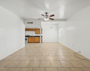 3126 N 68th Street - Photo Thumbnail 5