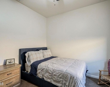 18211 W Eva Street - Photo Thumbnail 24