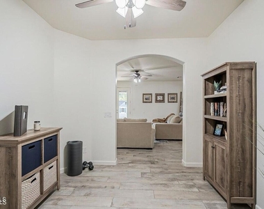 18211 W Eva Street - Photo Thumbnail 29