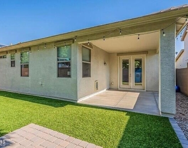 18211 W Eva Street - Photo Thumbnail 32