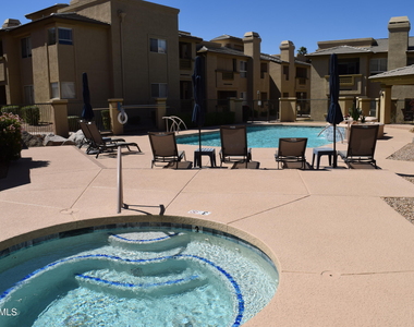1880 E Morten Avenue - Photo Thumbnail 5
