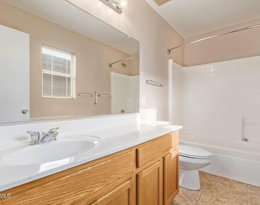 1470 S 227th Avenue - Photo Thumbnail 16