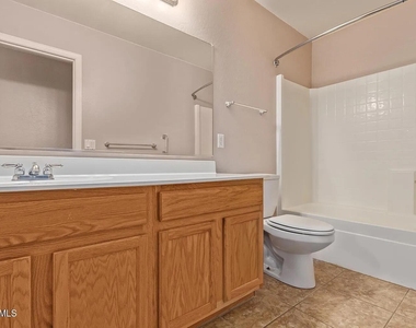 1470 S 227th Avenue - Photo Thumbnail 13