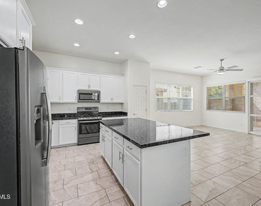 14962 W Virginia Avenue - Photo Thumbnail 8