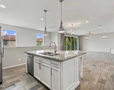 4123 E Toledo Street - Photo Thumbnail 24