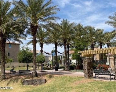 4123 E Toledo Street - Photo Thumbnail 13