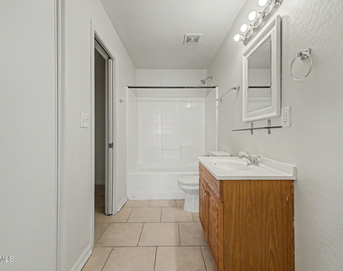 3126 N 68th Street - Photo Thumbnail 24