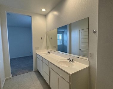 12046 E Verbina Lane - Photo Thumbnail 14