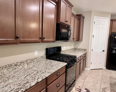 7229 E Plata Avenue - Photo Thumbnail 6