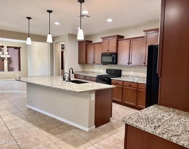 7229 E Plata Avenue - Photo Thumbnail 2