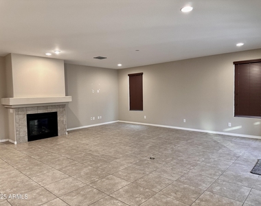 7229 E Plata Avenue - Photo Thumbnail 5