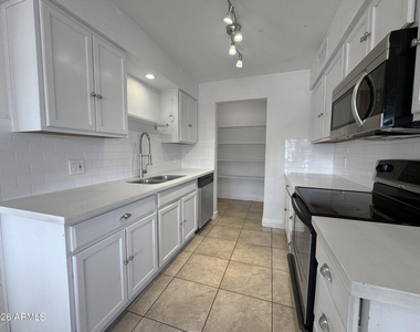 936 E Flint Street - Photo Thumbnail 7