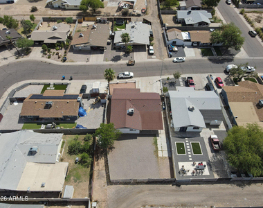 936 E Flint Street - Photo Thumbnail 32