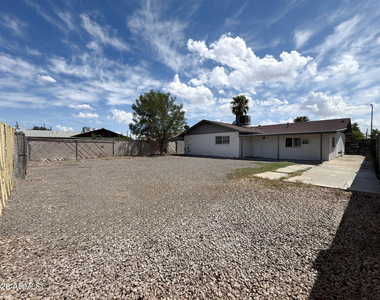 936 E Flint Street - Photo Thumbnail 29