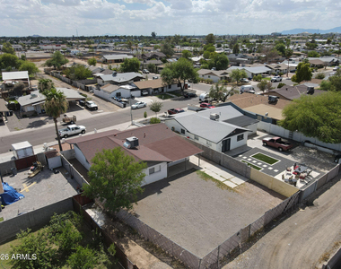 936 E Flint Street - Photo Thumbnail 31