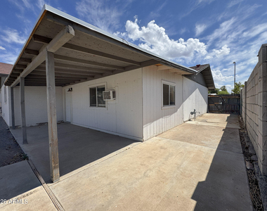 936 E Flint Street - Photo Thumbnail 28