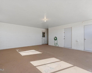 8444 E Coronado Road - Photo Thumbnail 24