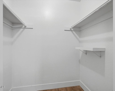 8444 E Coronado Road - Photo Thumbnail 15
