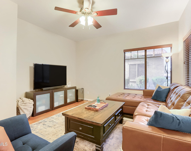 805 S Sycamore -- - Photo Thumbnail 5