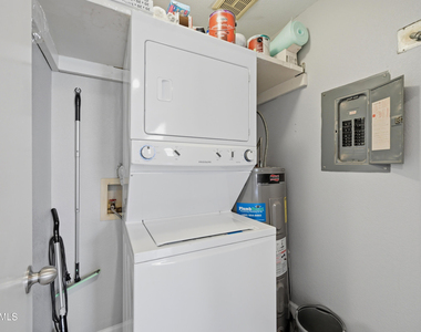 1905 E University Drive - Photo Thumbnail 20