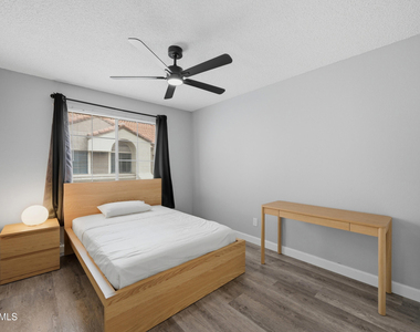 1905 E University Drive - Photo Thumbnail 11