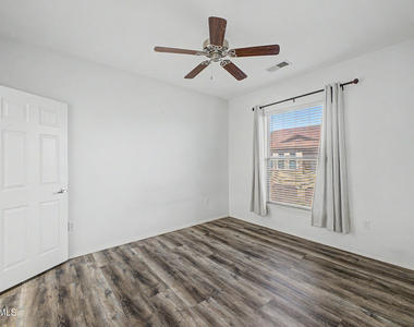 14250 W Wigwam Boulevard - Photo Thumbnail 16