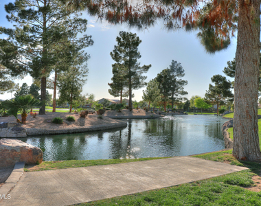 45542 W Guilder Avenue - Photo Thumbnail 26