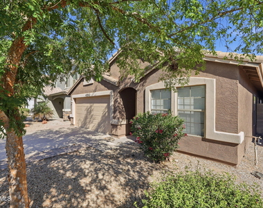 45542 W Guilder Avenue - Photo Thumbnail 1