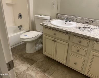 1054 S Agnes Lane - Photo Thumbnail 3