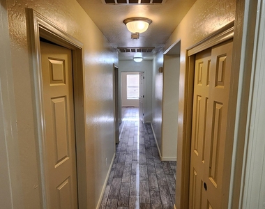 10126 N 116th Lane - Photo Thumbnail 21