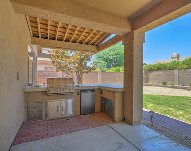 6410 E Carolina Drive - Photo Thumbnail 24