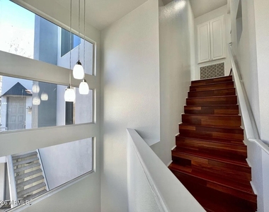 3633 N 3rd Avenue - Photo Thumbnail 48