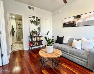3633 N 3rd Avenue - Photo Thumbnail 40