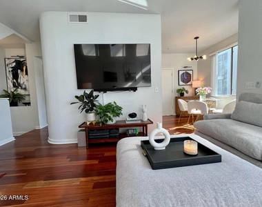 3633 N 3rd Avenue - Photo Thumbnail 27